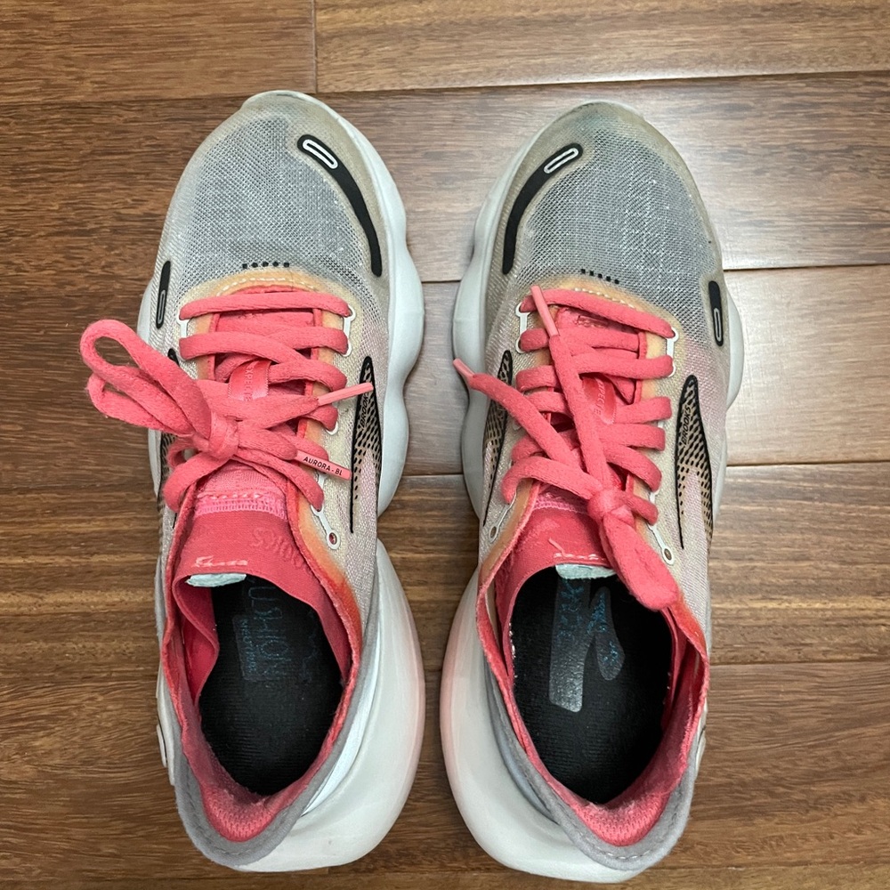 Women’s Brooks Aurora BL Running Shoes